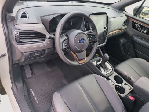 Used 2025 Subaru Forester Sport w/ Popular Package #2 AWD/4WD image 16