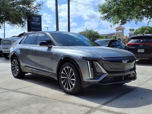 New 2026 Cadillac Lyriq Sport w/ LPO, Floor Liner Package RWD image 5
