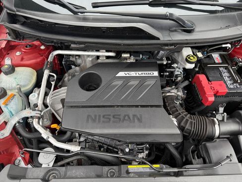 Used 2023 Nissan Rogue S AWD/4WD image 30