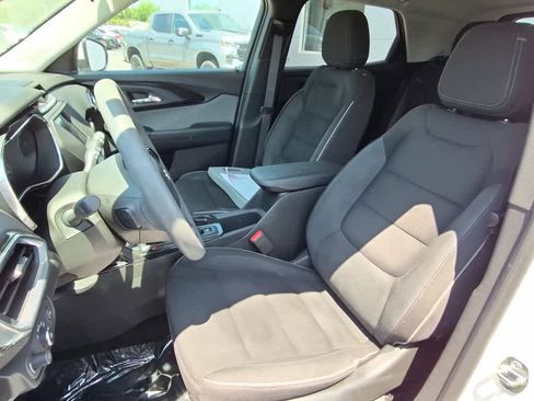 Used 2023 Chevrolet TrailBlazer LT AWD/4WD image 10