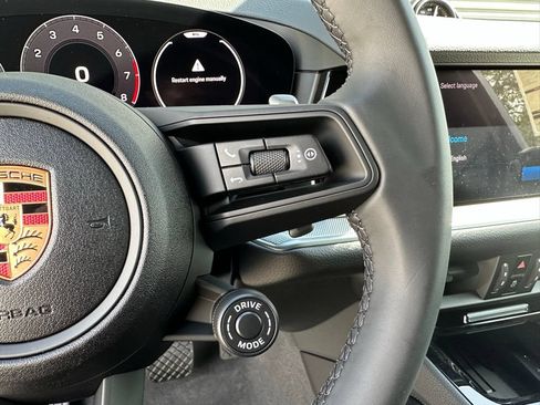 Certified 2025 Porsche Cayenne E-Hybrid AWD/4WD image 20