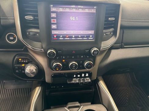 Used 2019 RAM 1500 Laramie AWD/4WD image 5
