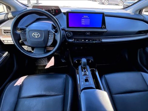 Used 2023 Toyota Prius XLE image 15