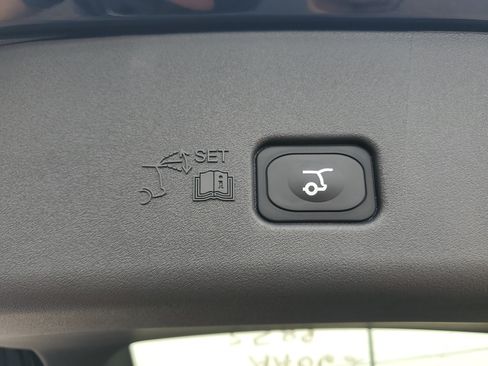 New 2026 Lincoln Nautilus Reserve AWD/4WD image 34