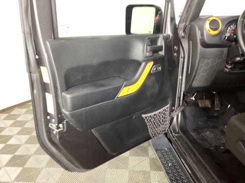 Used 2017 Jeep Wrangler Unlimited Sport w/ Quick Order Package 24S image 14