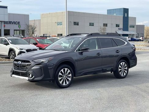 Used 2024 Subaru Outback Limited XT image 23