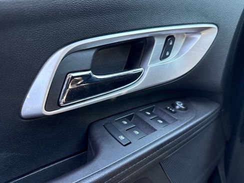 Used 2016 Chevrolet Equinox LT w/ Convenience Package FWD image 28