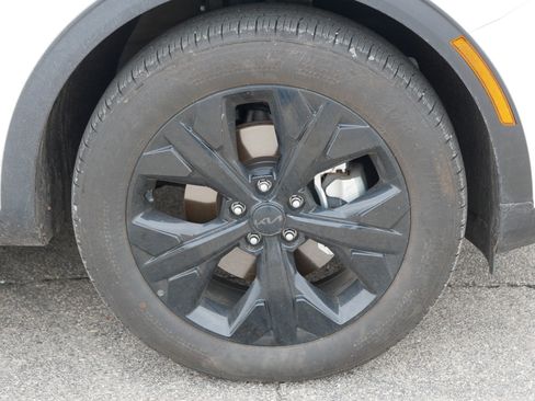 Used 2025 Kia Sportage X-Line w/ Premium Package image 5