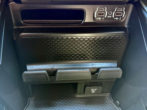 Used 2022 RAM 1500 Big Horn AWD/4WD image 23