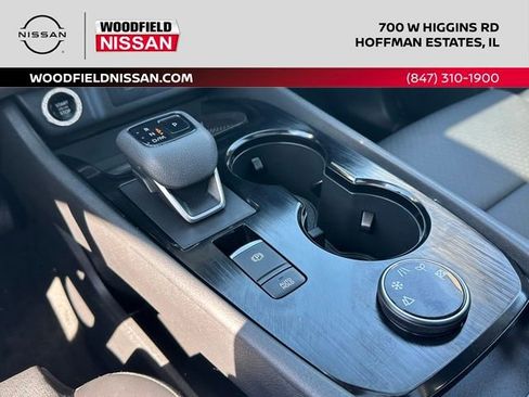Certified 2024 Nissan Rogue SV w/ SV Premium Package AWD/4WD image 34