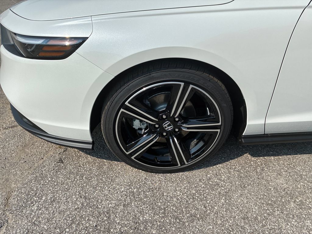 New 2026 Honda Accord Sport image 9