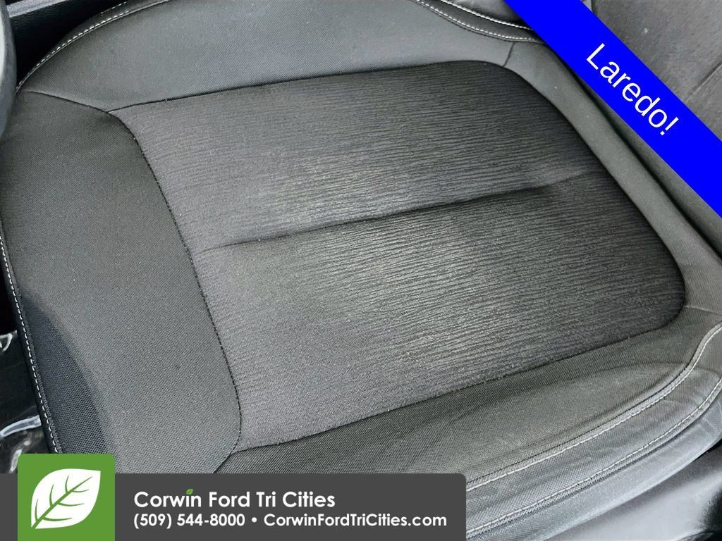 Used 2023 Jeep Grand Cherokee L Laredo w/ Luxury Tech Group I AWD/4WD image 24