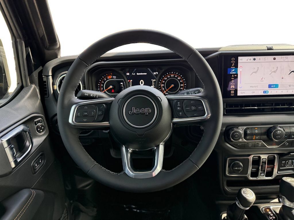 New 2025 Jeep Wrangler Unlimited Sahara AWD/4WD image 12