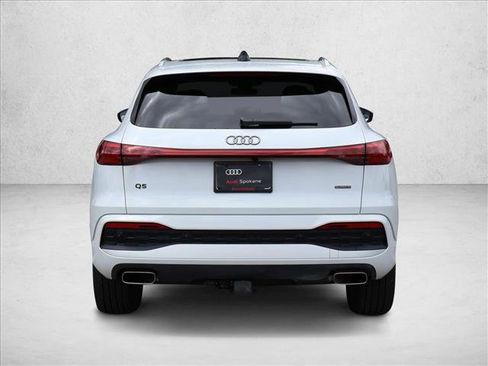 Certified 2025 Audi Q5 Premium AWD/4WD image 8