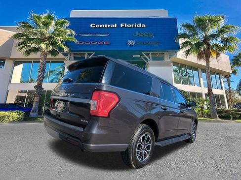 Used 2024 Ford Expedition Max XLT image 5