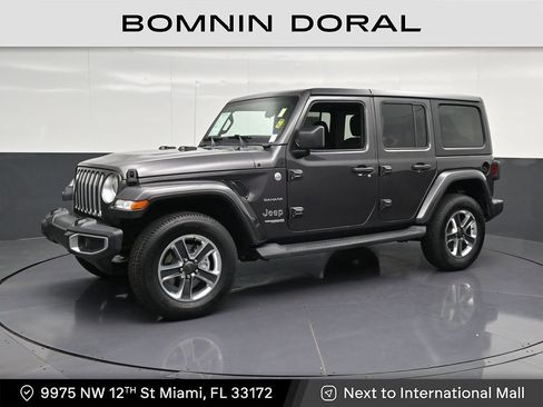 Used 2018 Jeep Wrangler Unlimited Sahara AWD/4WD image 1
