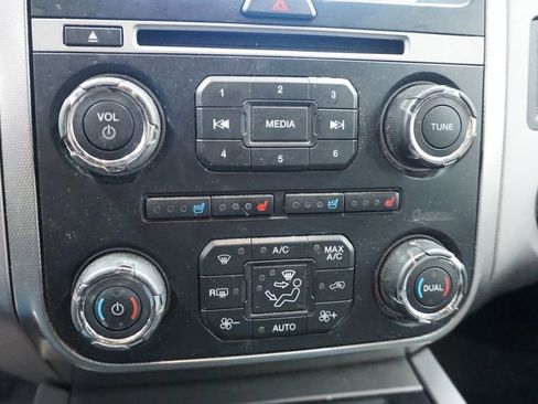 Used 2017 Ford Expedition EL XLT w/ Equipment Group 202A image 34