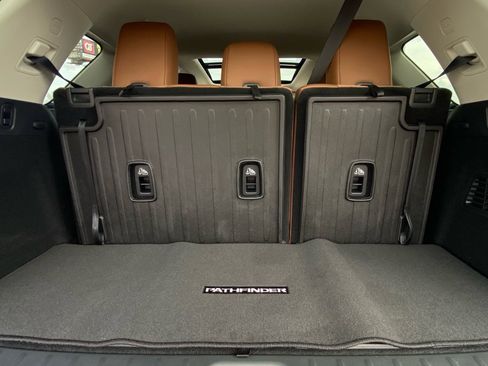 New 2026 Nissan Pathfinder Platinum AWD/4WD image 21