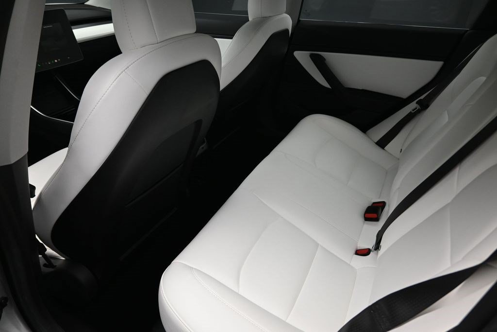 Used 2018 Tesla Model 3 Performance AWD/4WD image 16