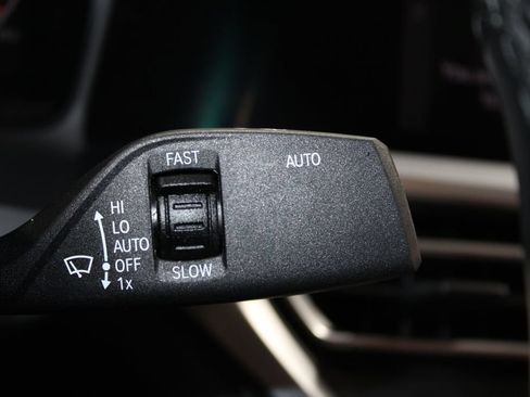 Used 2021 BMW 430i Coupe w/ M Sport Package RWD image 35