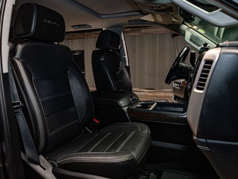 Used 2018 GMC Sierra 2500 Denali w/ Duramax Plus Package image 25