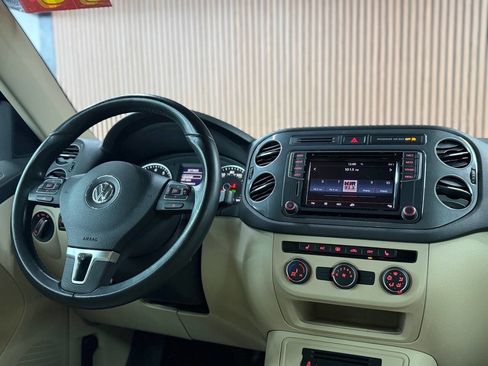 Used 2017 Volkswagen Tiguan Wolfsburg Edition image 5