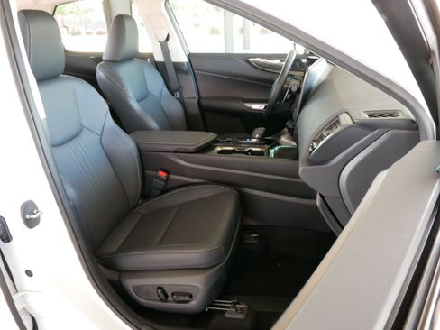 Used 2025 Lexus NX 350h AWD w/ Accessory Package (2T) image 8