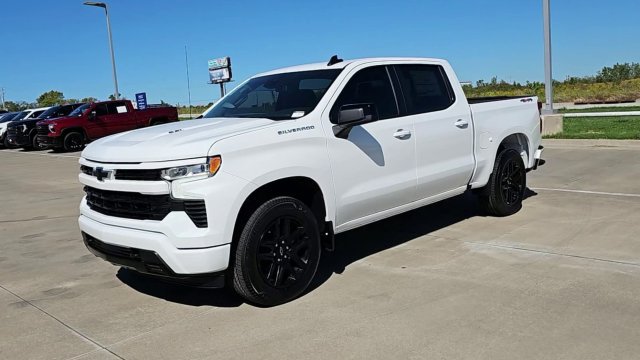 New 2026 Chevrolet Silverado 1500 RST w/ Convenience Package II AWD/4WD image 4
