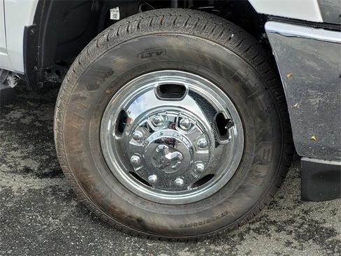 New 2026 RAM 3500 Tradesman image 9