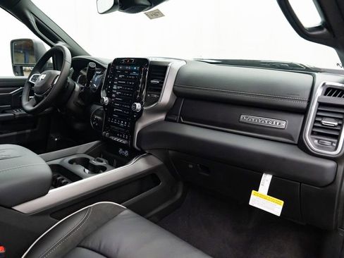 New 2026 RAM 2500 Laramie w/ Night Edition AWD/4WD image 30