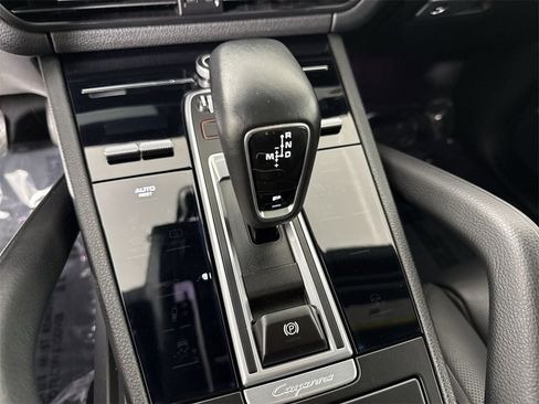 Certified 2019 Porsche Cayenne image 33