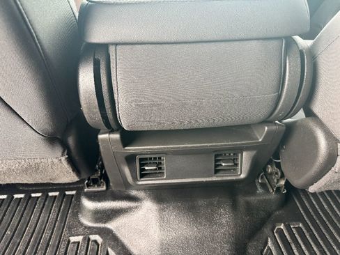 Used 2021 GMC Sierra 2500 4x4 Crew Cab w/ Convenience Package image 24