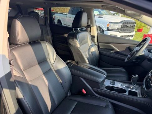 Used 2023 Nissan Murano SL w/ SL Moonroof Package image 15