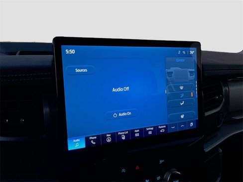 Used 2024 Ford Expedition XLT image 17