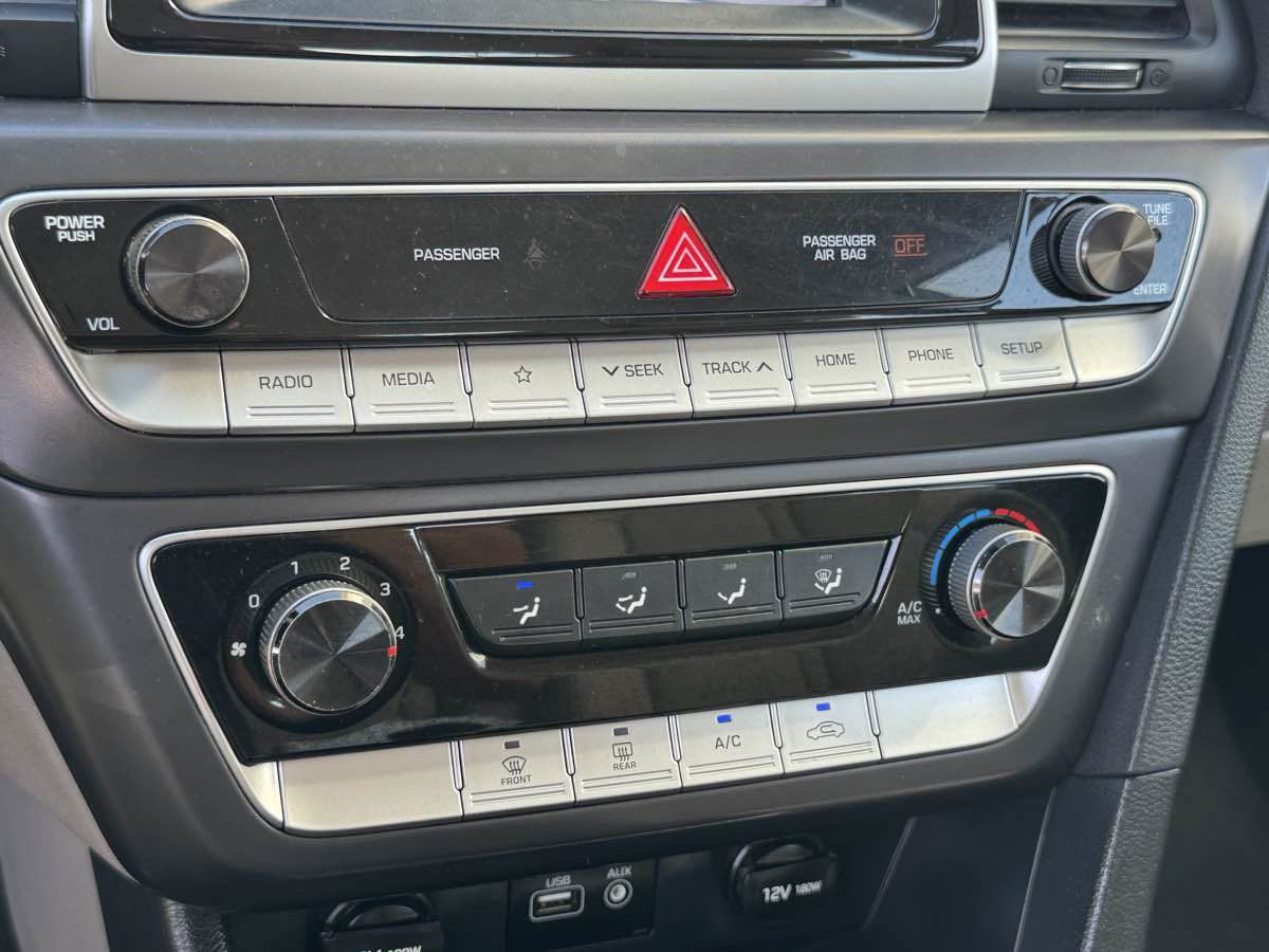 Used 2019 Hyundai Sonata SE FWD image 30