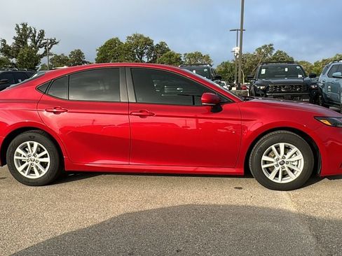 New 2026 Toyota Camry LE FWD image 10