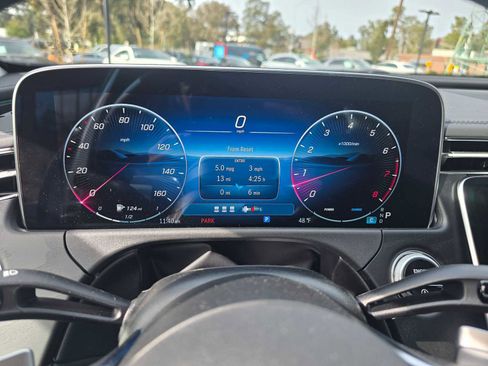 Certified 2025 Mercedes-Benz E 350 4MATIC Sedan image 30