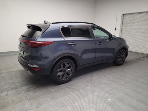 Used 2022 Kia Sportage Nightfall Edition image 10