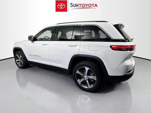 Used 2022 Jeep Grand Cherokee Limited 4xe image 6