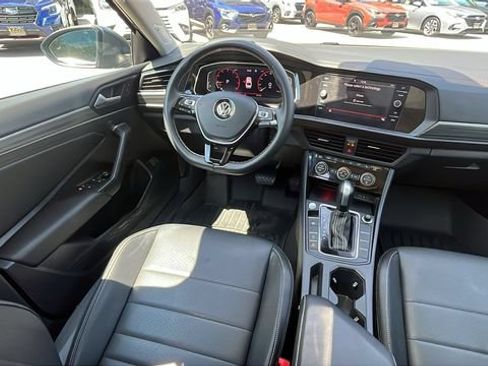 Used 2021 Volkswagen Jetta SEL FWD image 20