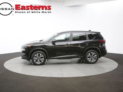 Used 2023 Nissan Rogue SV image 94