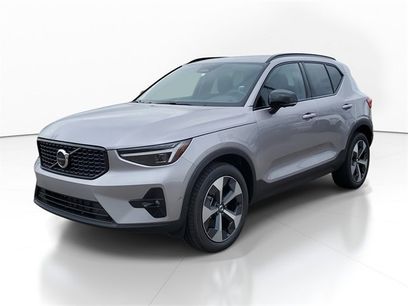 New 2026 Volvo XC40 B5 Plus w/ Protection Package Premier