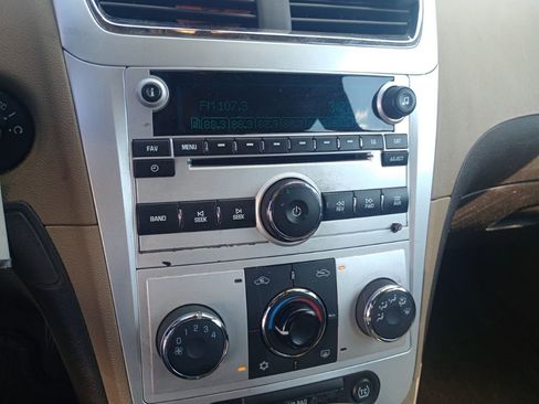 Used 2011 Chevrolet Malibu LS image 10