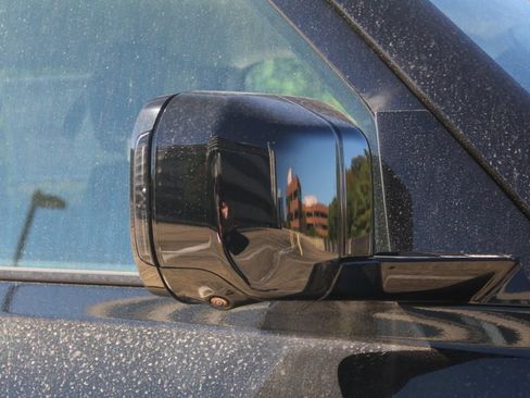 New 2025 Land Rover Defender 130 S AWD/4WD image 13