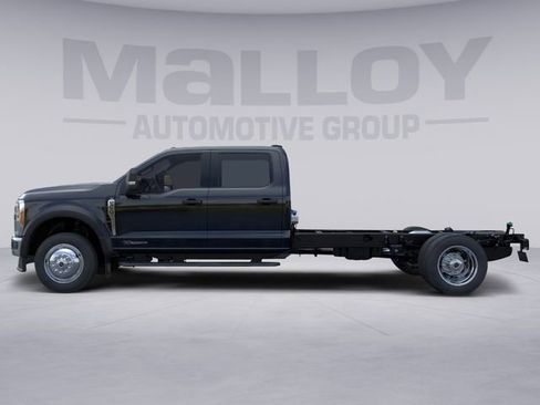 New 2026 Ford F450 4x4 Crew Cab Super Duty image 3