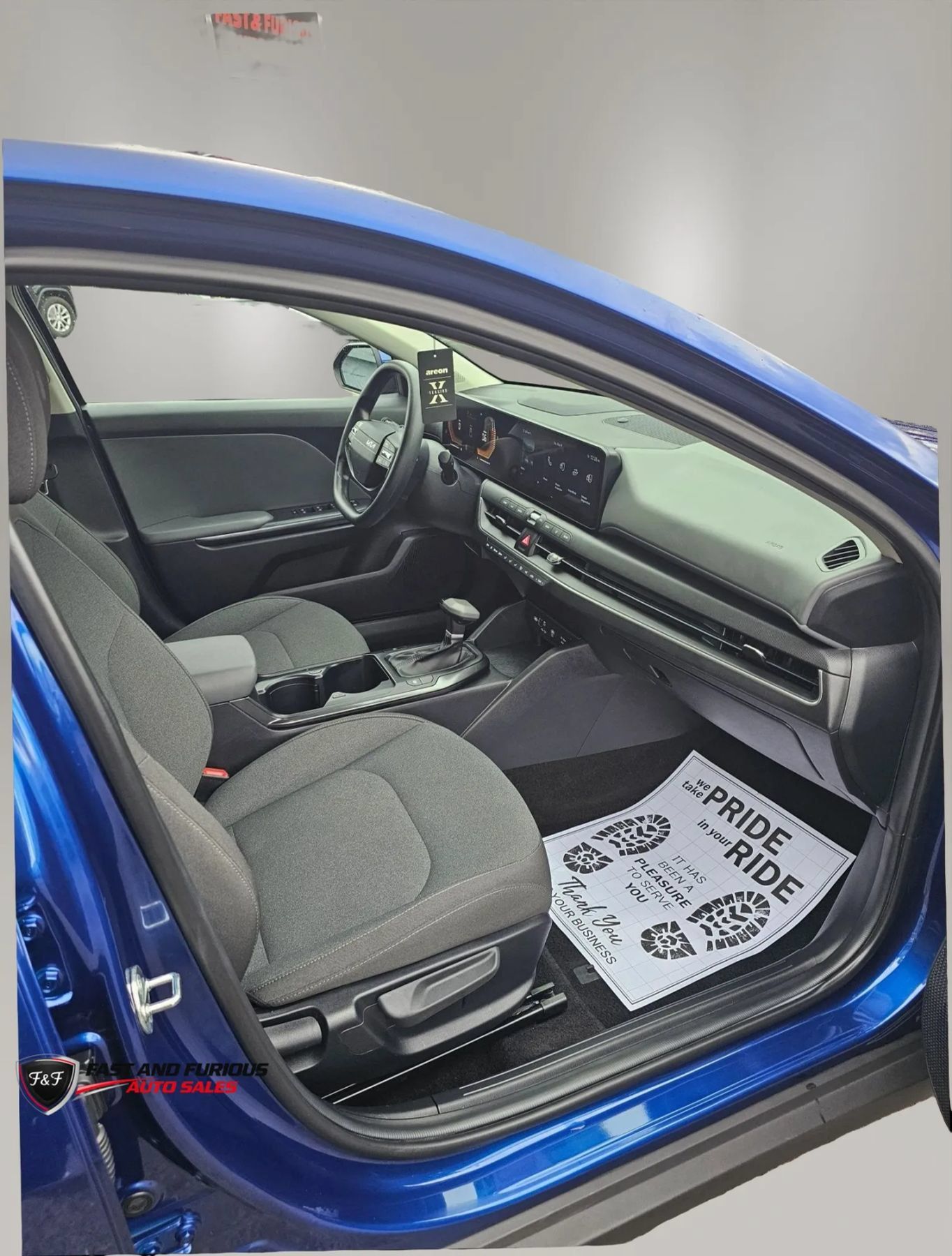 Used 2025 Kia K4 FWD image 8