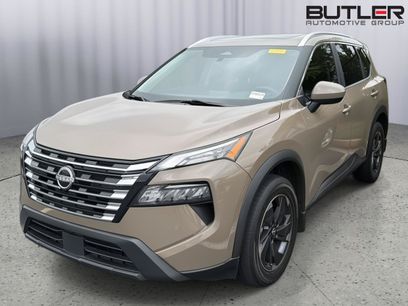 Used 2024 Nissan Rogue SV w/ SV Premium Package
