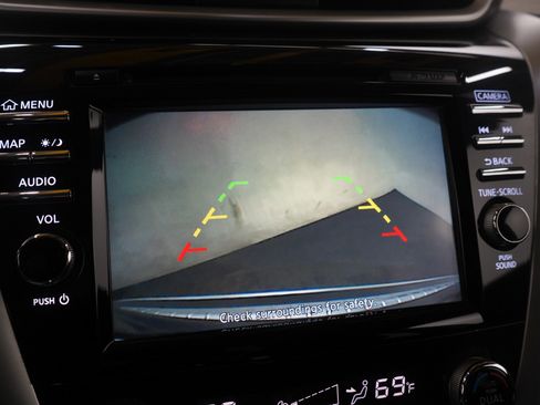 Used 2018 Nissan Murano S image 26