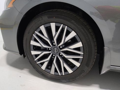 Used 2023 Nissan Altima 2.5 SV image 31