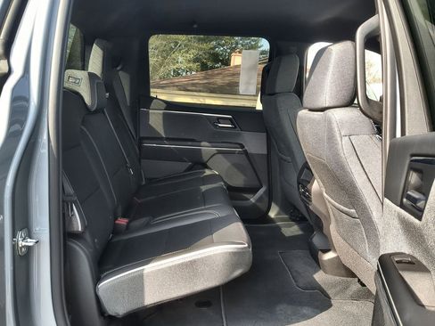 Used 2026 GMC Sierra EV Elevation image 25